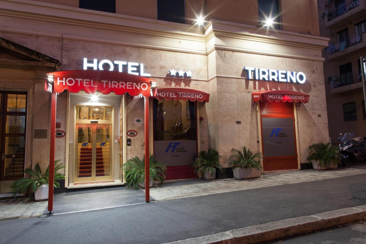 Hotel Tirreno Janov Exteriér fotografie