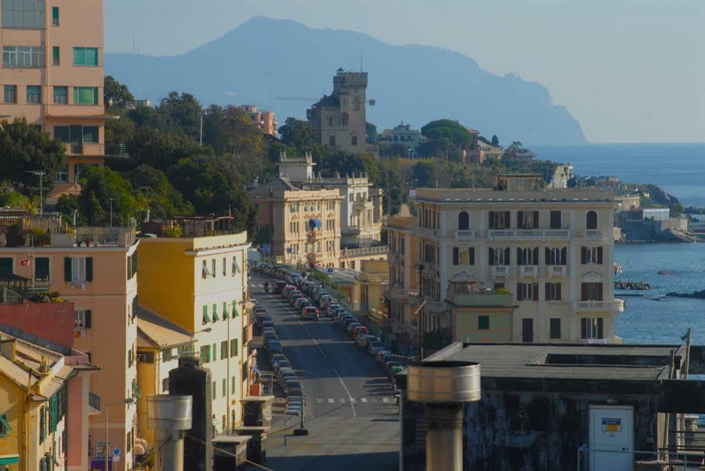 Hotel Tirreno Janov Exteriér fotografie
